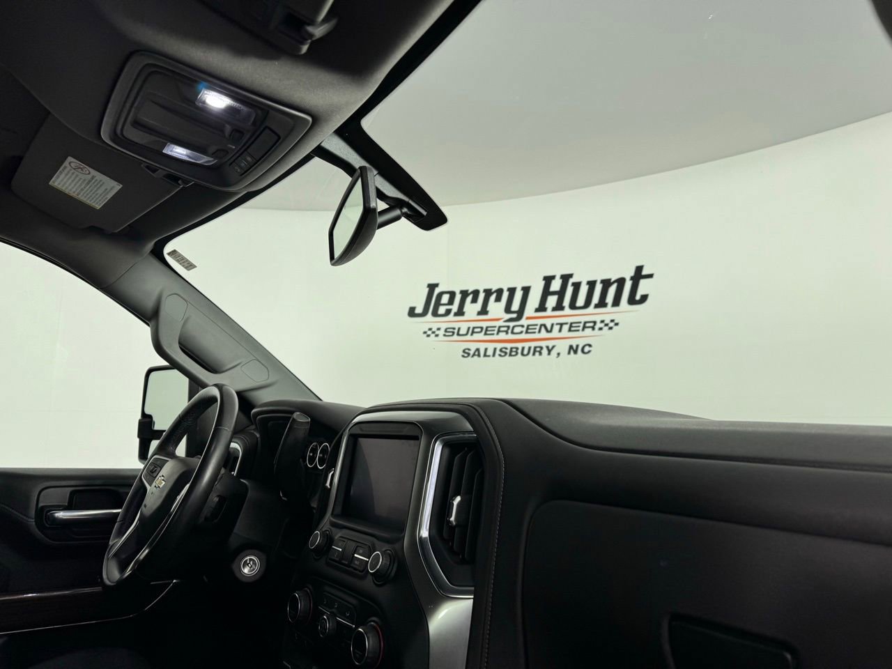 Used 2021 Chevrolet Silverado 2500 LT w/ Fleet Comfort Package image 30