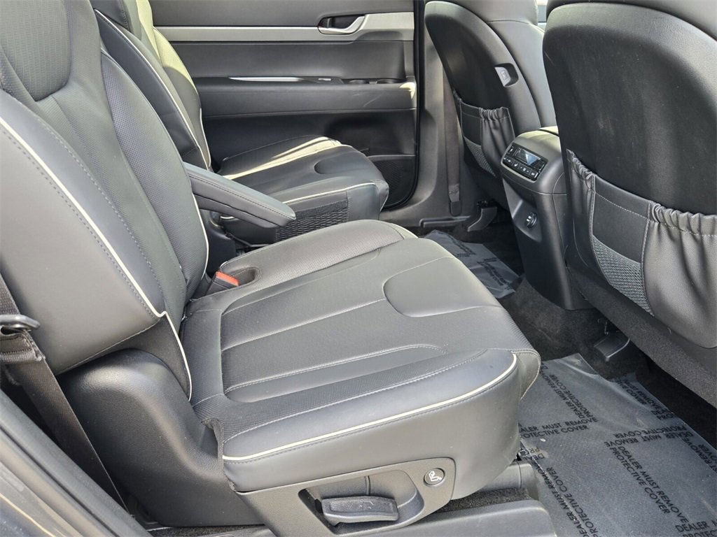Certified 2023 Hyundai Palisade SEL image 15