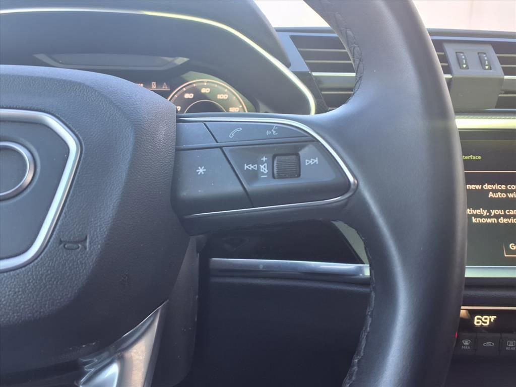 Used 2024 Audi Q3 2.0T Premium Plus w/ Premium Plus Package image 13