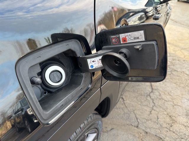 Used 2021 Jeep Renegade Latitude w/ Luxury Group II image 20