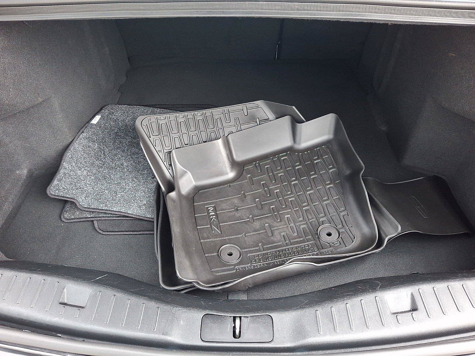 Used 2020 Lincoln MKZ FWD image 27