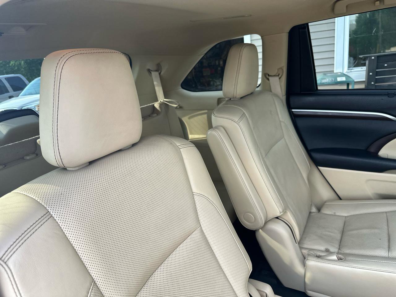 Used 2015 Toyota Highlander Limited Platinum AWD/4WD image 21