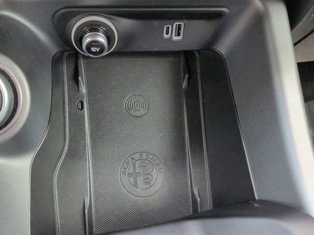 Used 2024 Alfa Romeo Tonale Ti AWD/4WD image 29