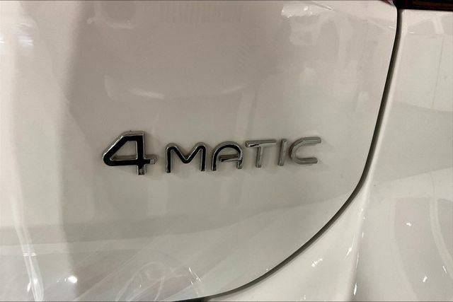 Used 2025 Mercedes-Benz EQB 300 4MATIC image 10