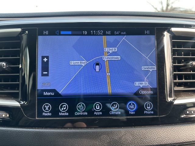 Certified 2017 Chrysler Pacifica Touring-L image 45