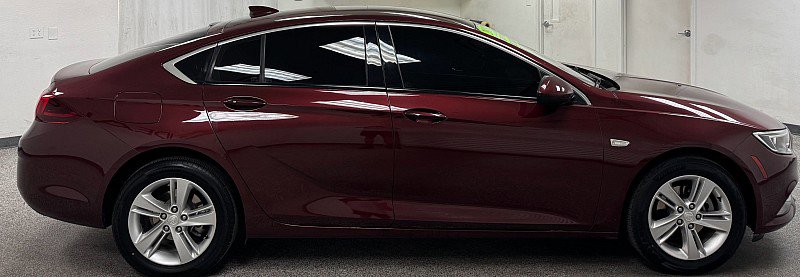 Used 2019 Buick Regal Preferred image 4