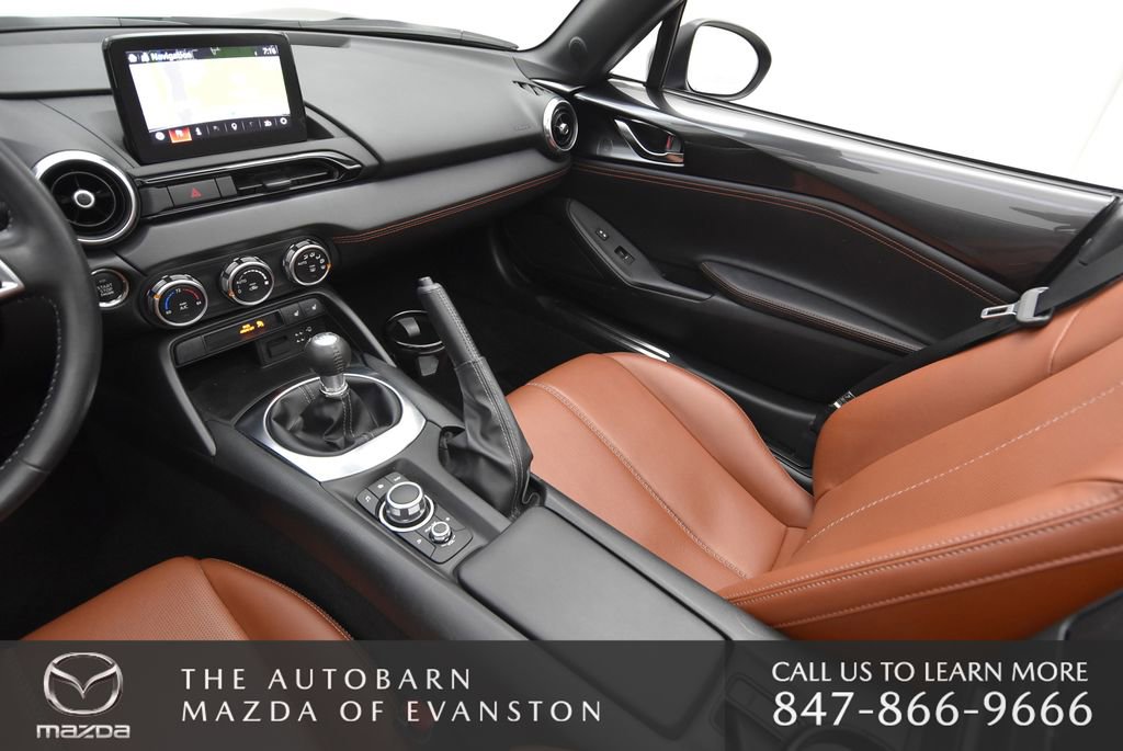 Certified 2022 MAZDA MX-5 Miata Grand Touring RWD image 28