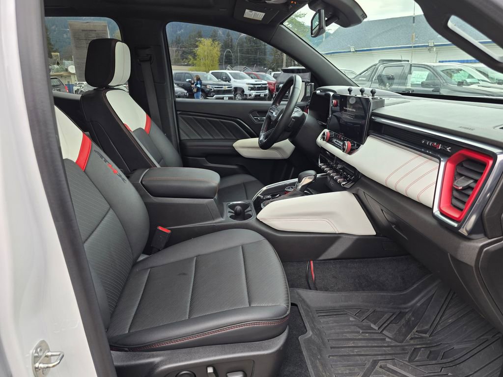 Used 2023 GMC Canyon AT4X w/ Edition 1 AWD/4WD image 12
