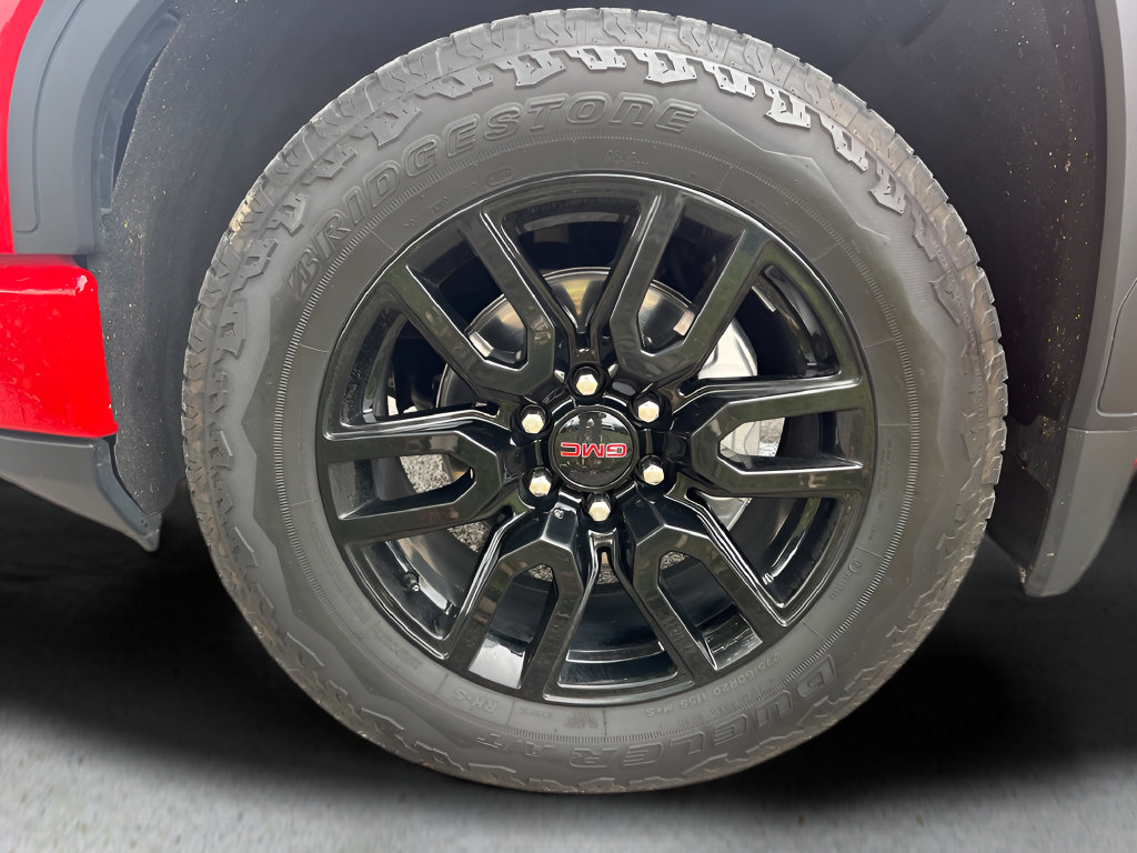 Used 2024 GMC Sierra 1500 Elevation AWD/4WD image 11