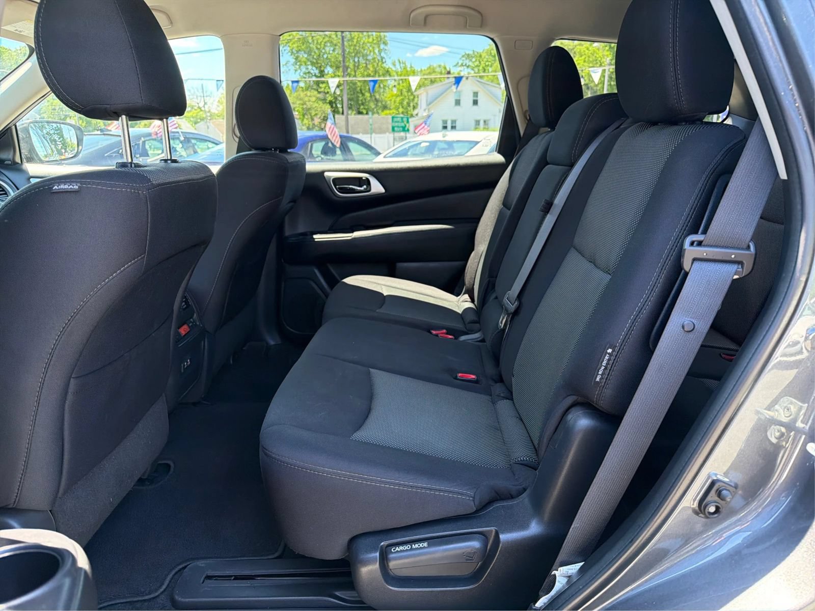 Used 2019 Nissan Pathfinder SV w/ SV Tech Package AWD/4WD image 10