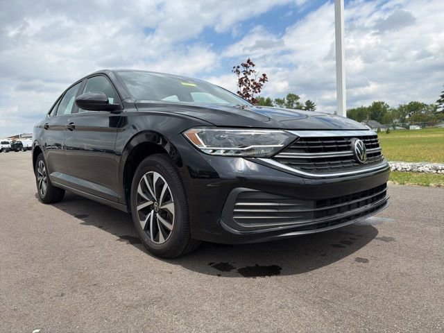Used 2024 Volkswagen Jetta S FWD image 1