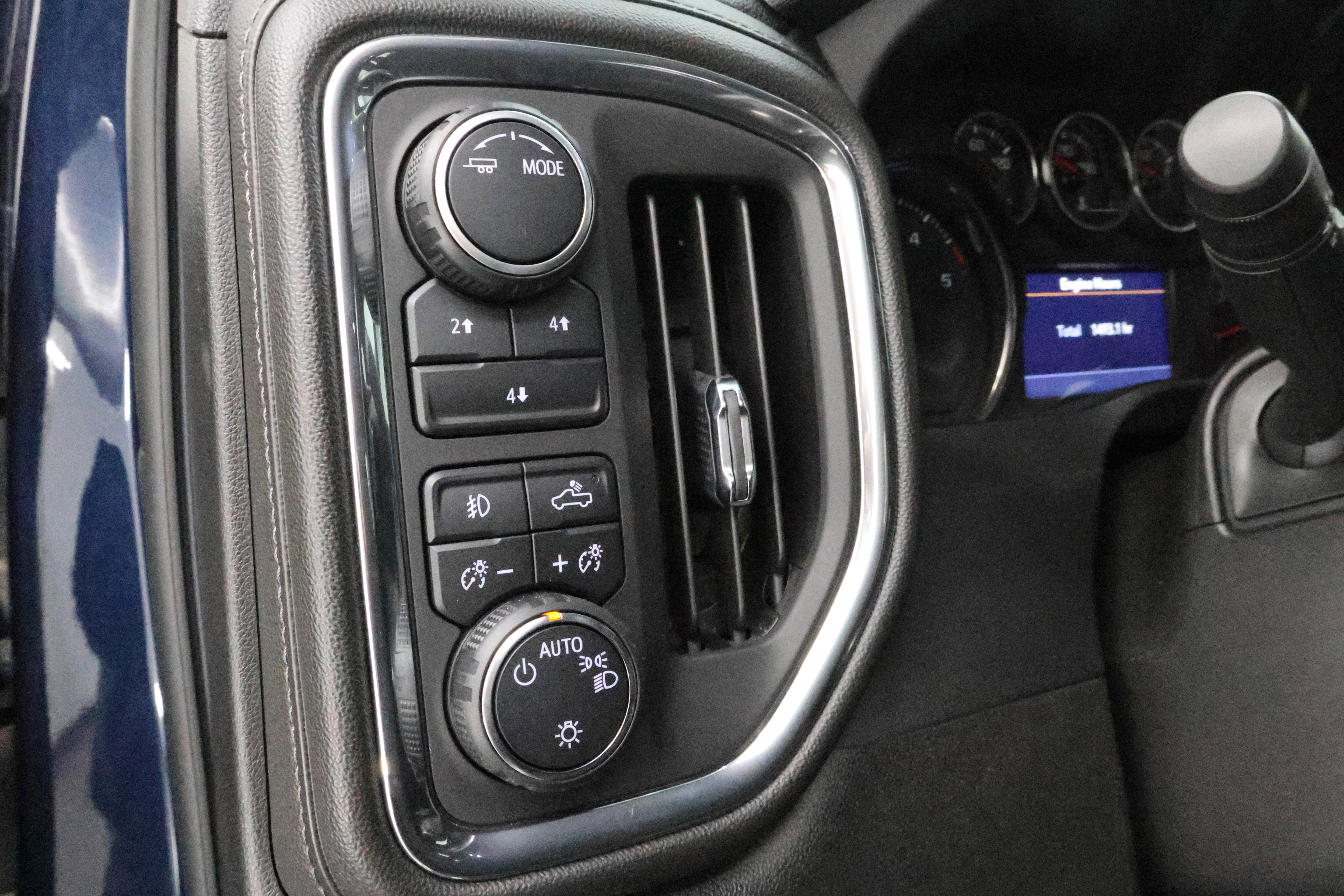 Used 2022 Chevrolet Silverado 2500 LT w/ Convenience Package AWD/4WD image 37