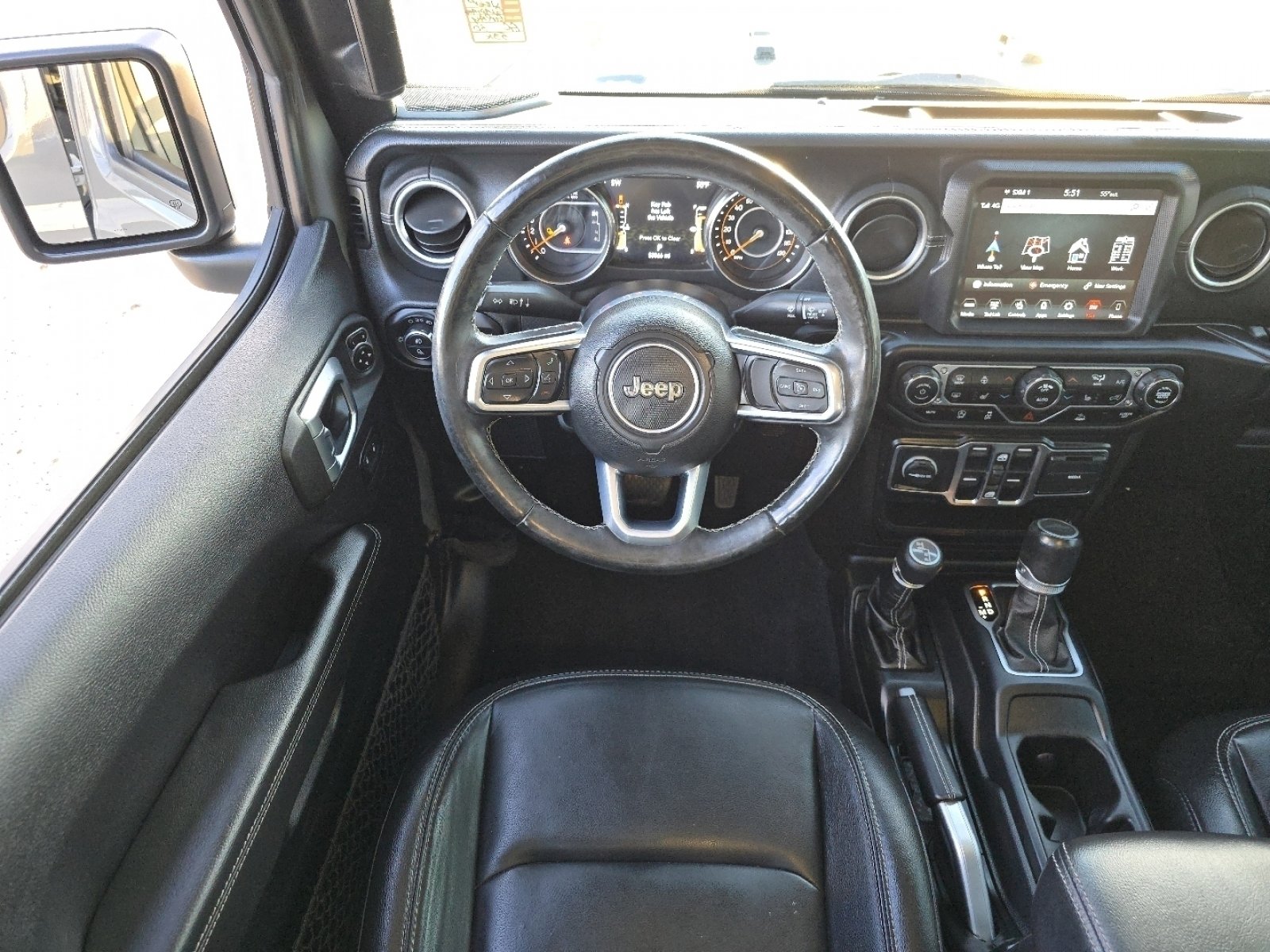 Used 2020 Jeep Gladiator Overland image 27