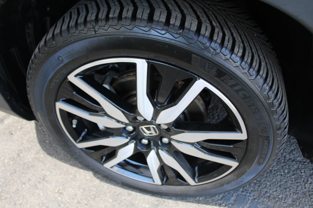 Used 2019 Honda Pilot Elite image 76