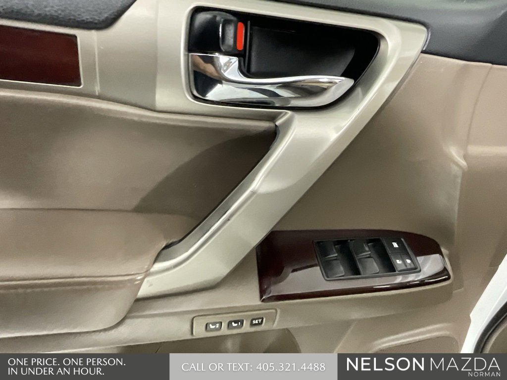Used 2014 Lexus GX 460 image 21