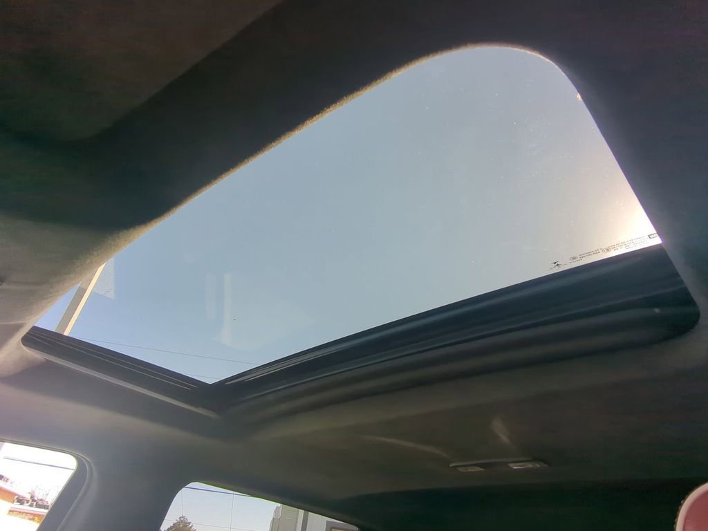 Used 2023 GMC Sierra 1500 Denali Ultimate image 22