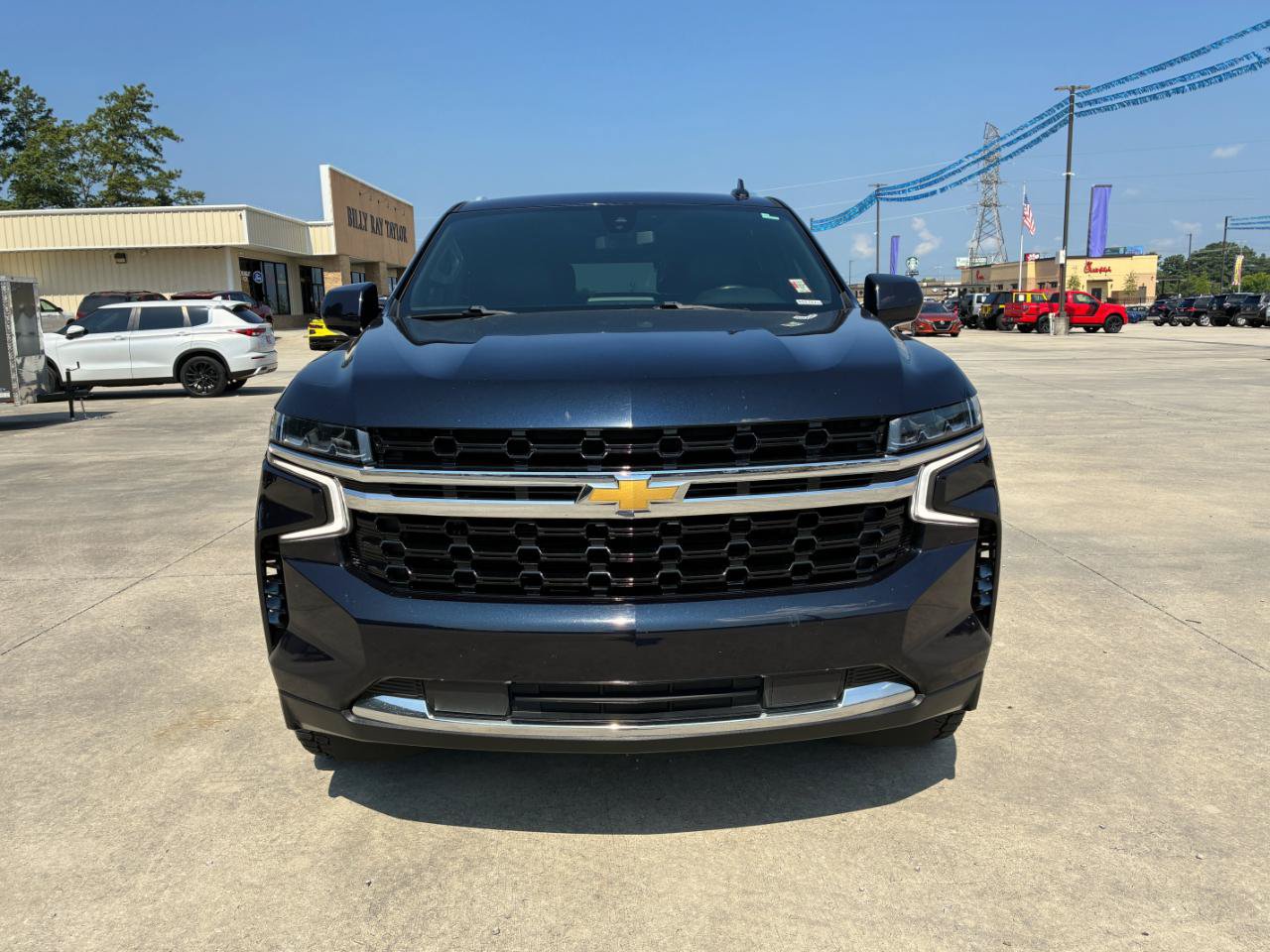 Used 2021 Chevrolet Tahoe LS RWD image 3
