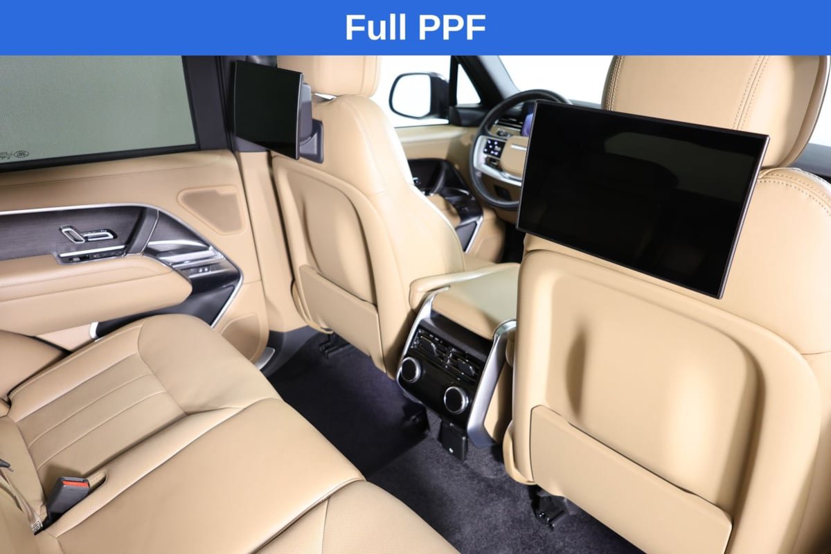 Used 2024 Land Rover Range Rover SE AWD/4WD image 40