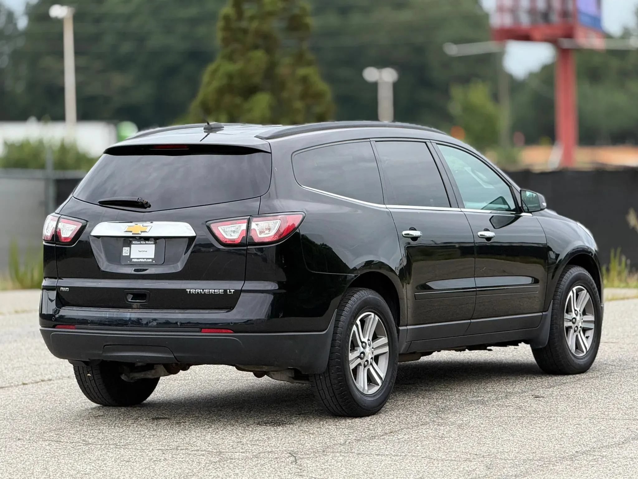 Used 2016 Chevrolet Traverse LT AWD/4WD image 9