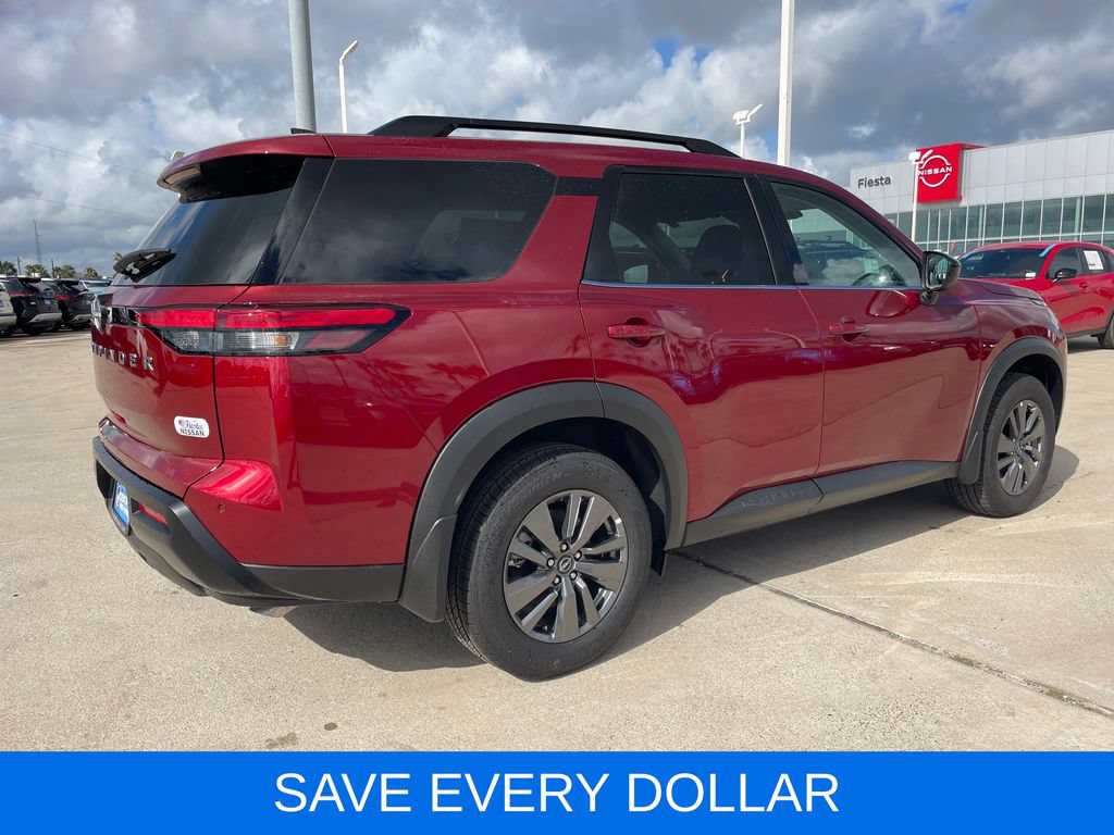 Used 2026 Nissan Pathfinder SV FWD image 5