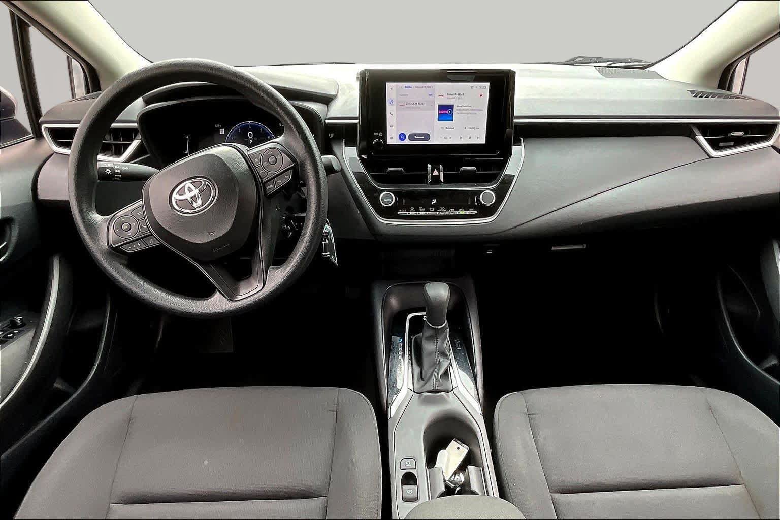 Used 2026 Toyota Corolla LE FWD image 29
