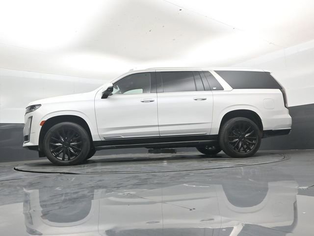 Used 2021 Cadillac Escalade ESV Luxury image 45