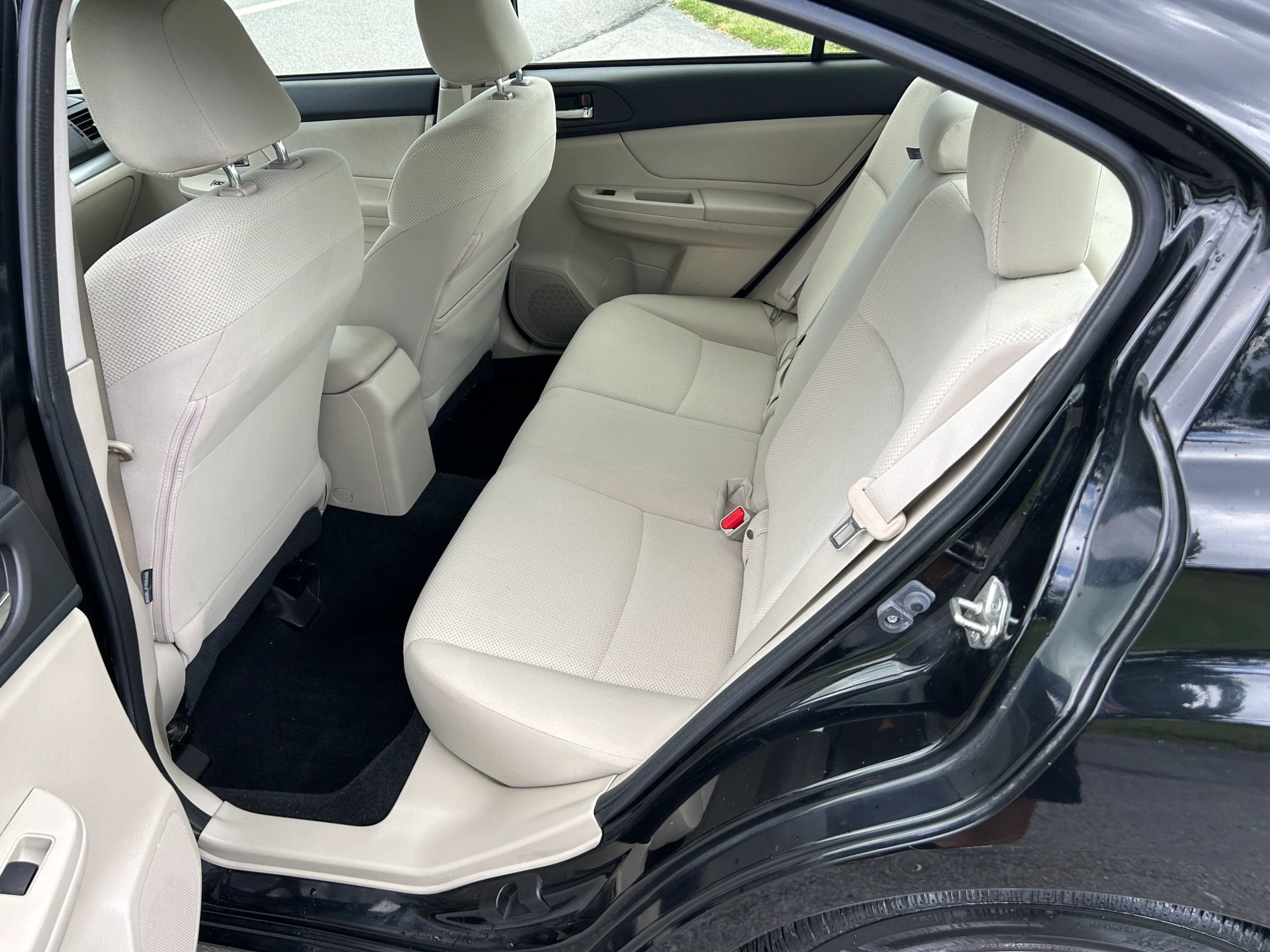 Used 2013 Subaru Impreza 2.0i Premium AWD/4WD image 12