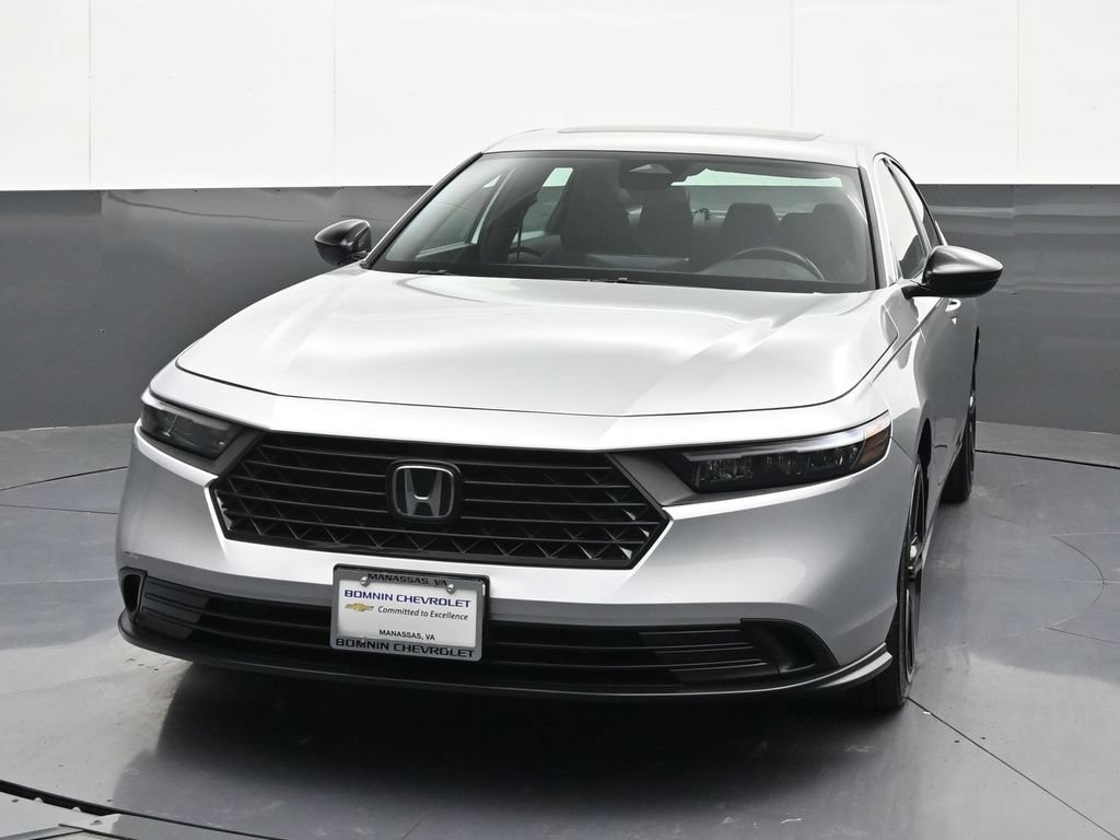 Used 2024 Honda Accord Sport image 8