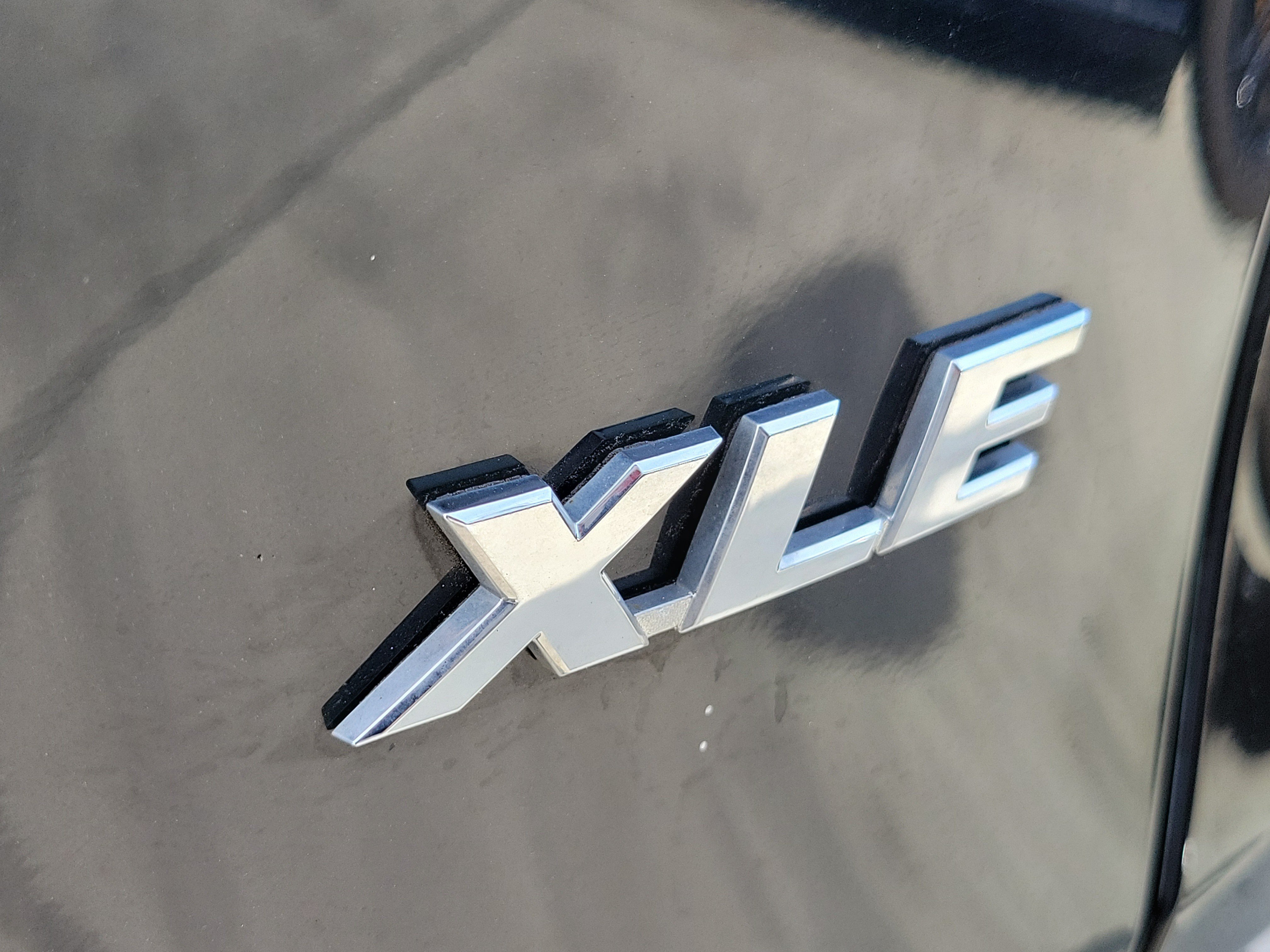 Certified 2023 Toyota RAV4 XLE w/ Convenience Package FWD image 9