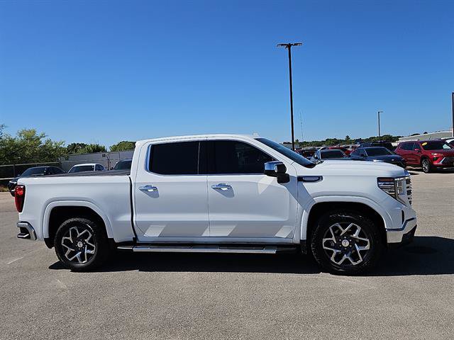 Used 2025 GMC Sierra 1500 SLT AWD/4WD image 6