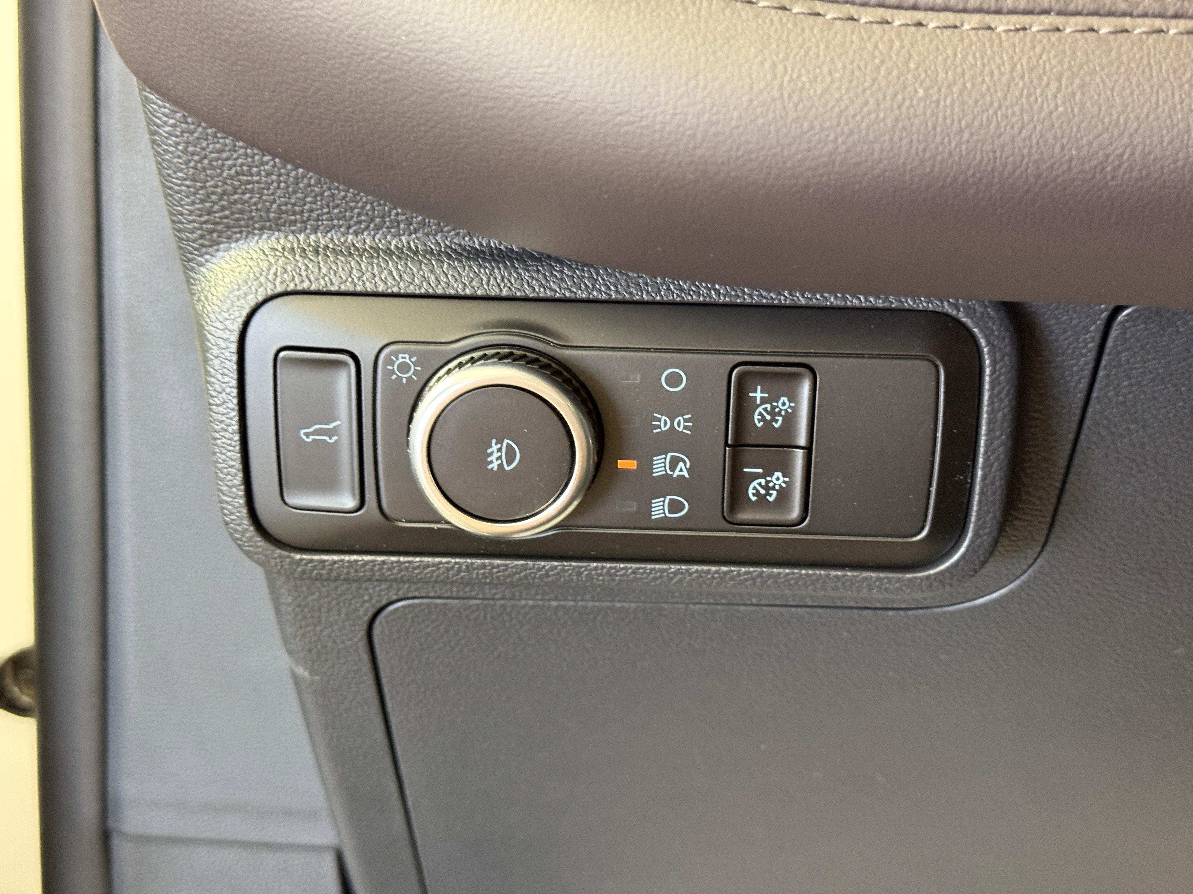 New 2026 Ford Explorer Platinum RWD image 24