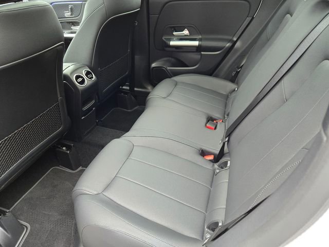 Certified 2025 Mercedes-Benz GLA 250 4MATIC image 35