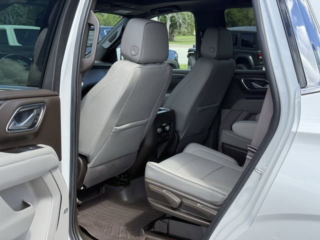 Used 2022 GMC Yukon SLT w/ SLT Premium Package image 26