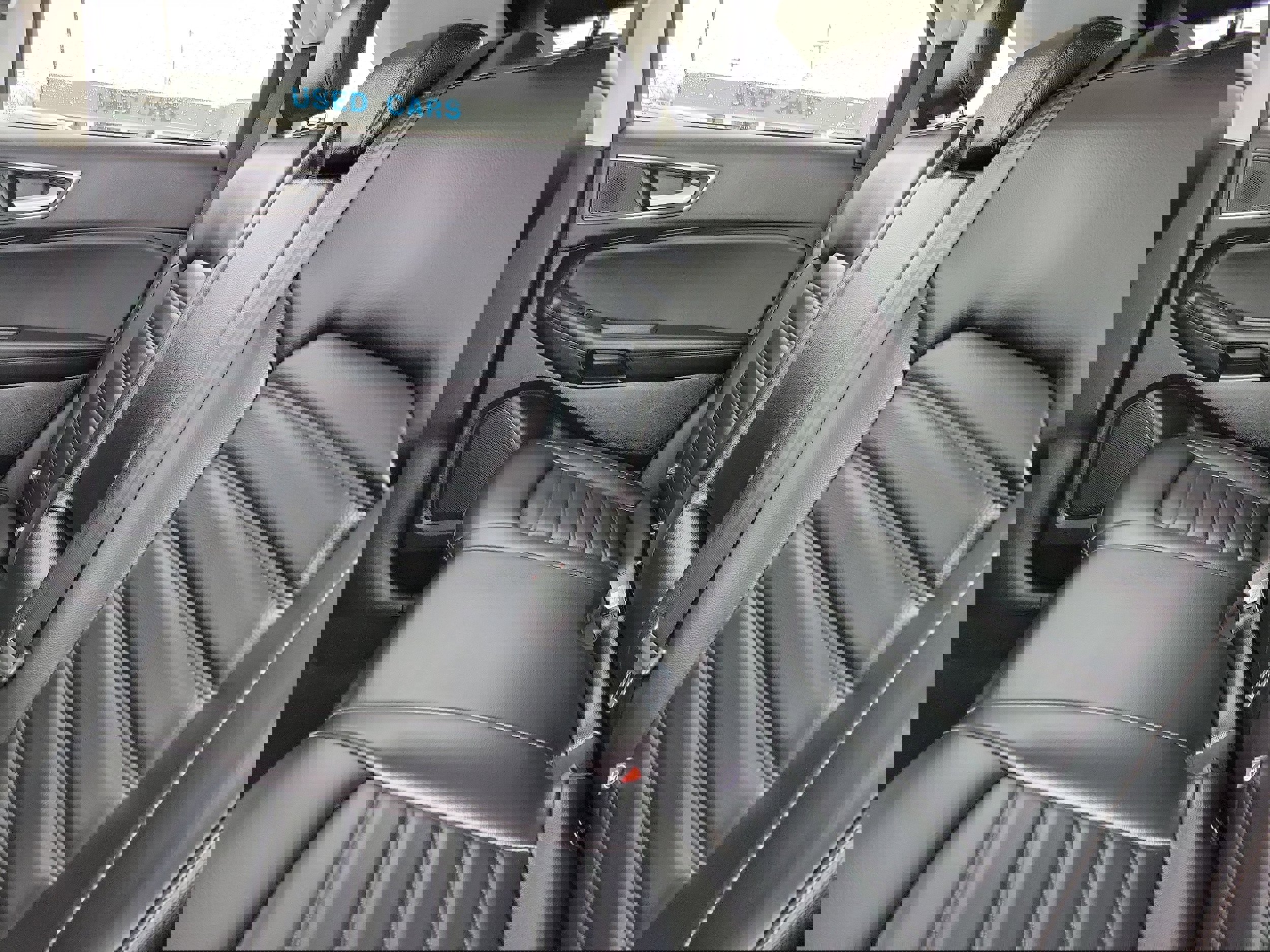 Used 2024 Ford Edge SEL w/ Convenience Package image 12