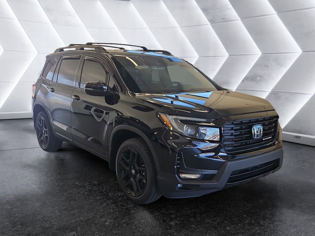 Used 2024 Honda Passport Black Edition image 1
