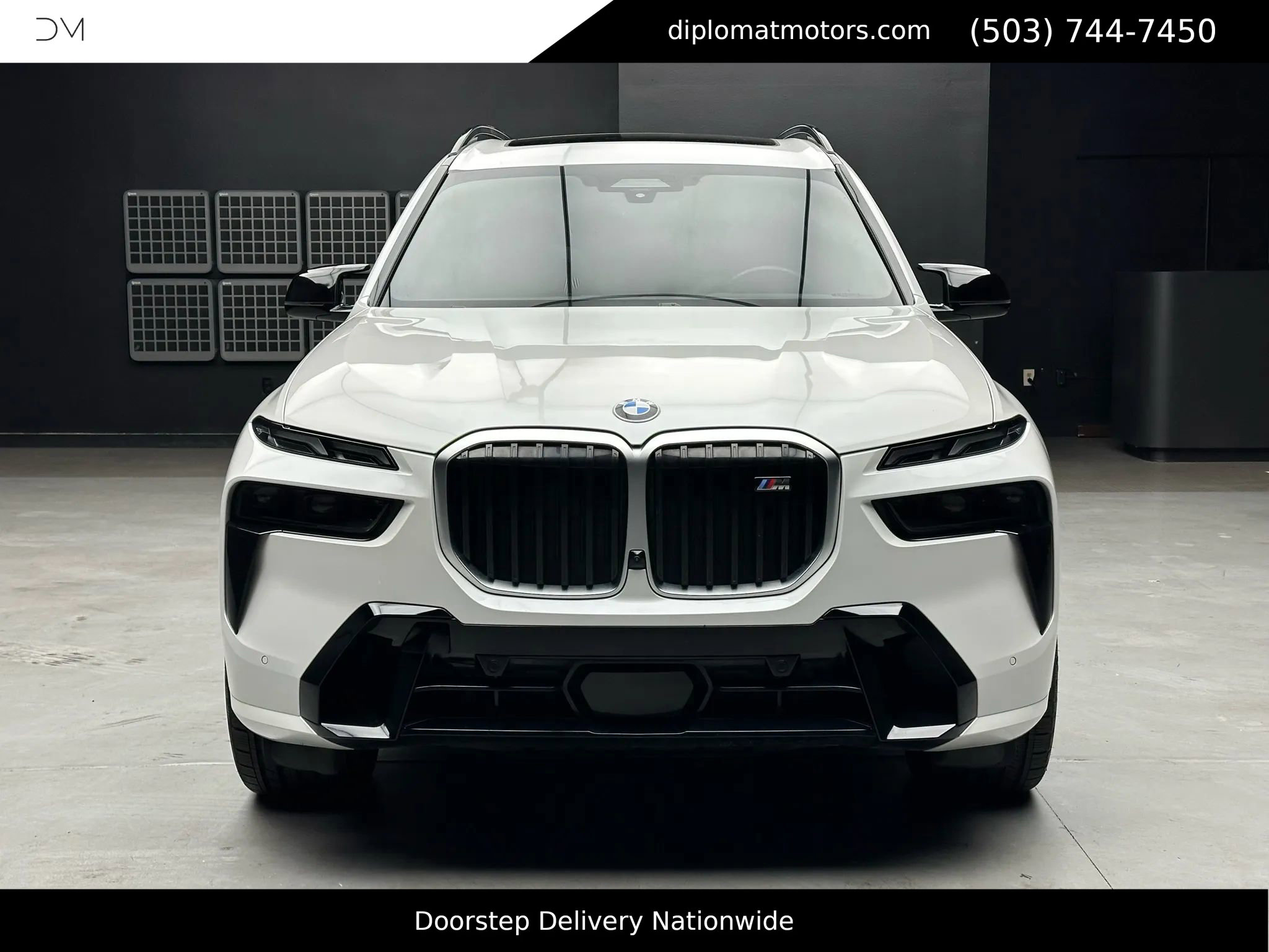 Used 2024 BMW X7 M60i w/ Executive Package image 11