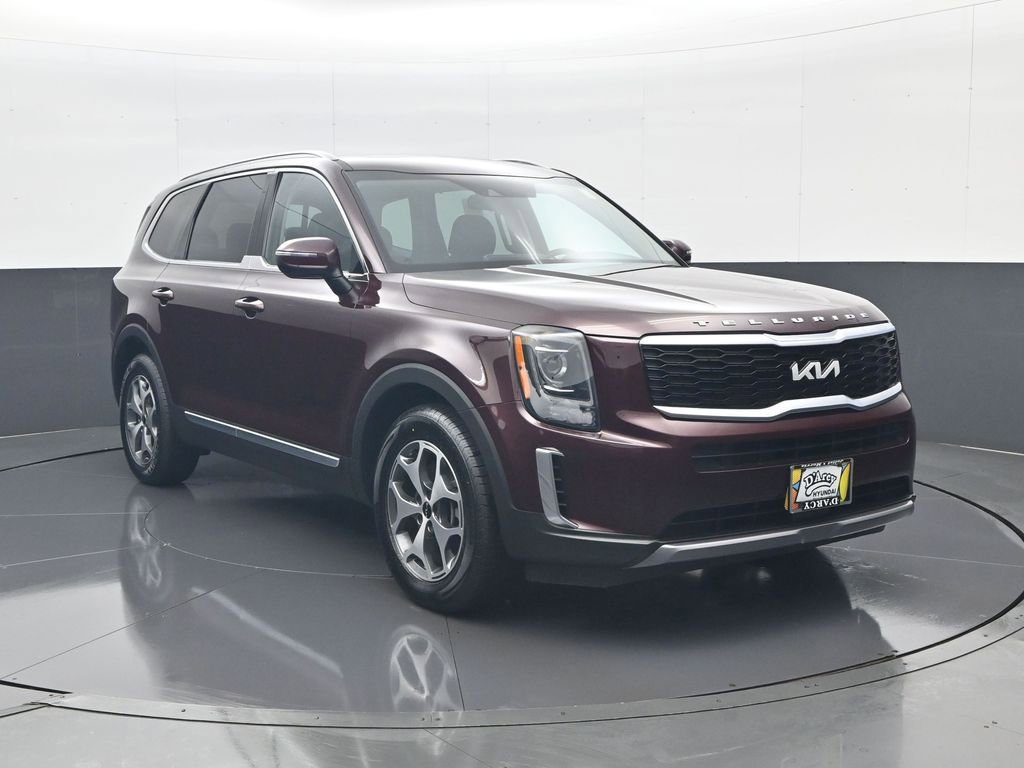 Used 2022 Kia Telluride EX image 3