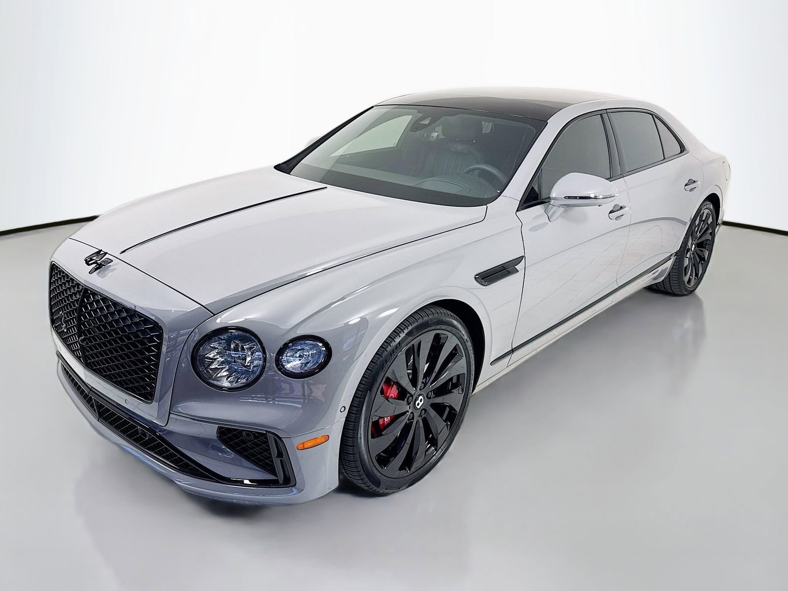 Used 2026 Bentley Flying Spur Plug-In Hybrid image 3