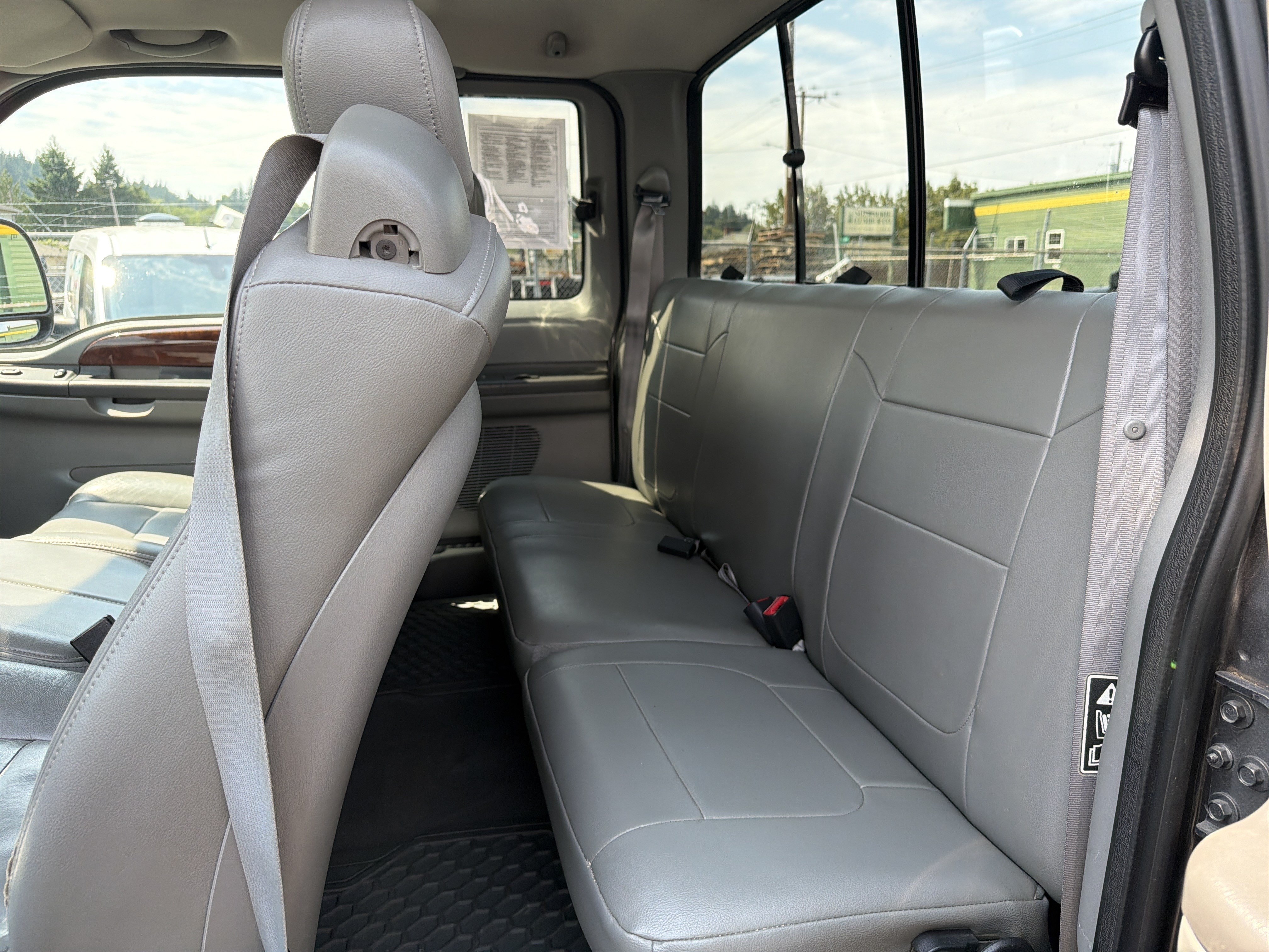 Used 2004 Ford F250 4x4 SuperCab Super Duty image 10