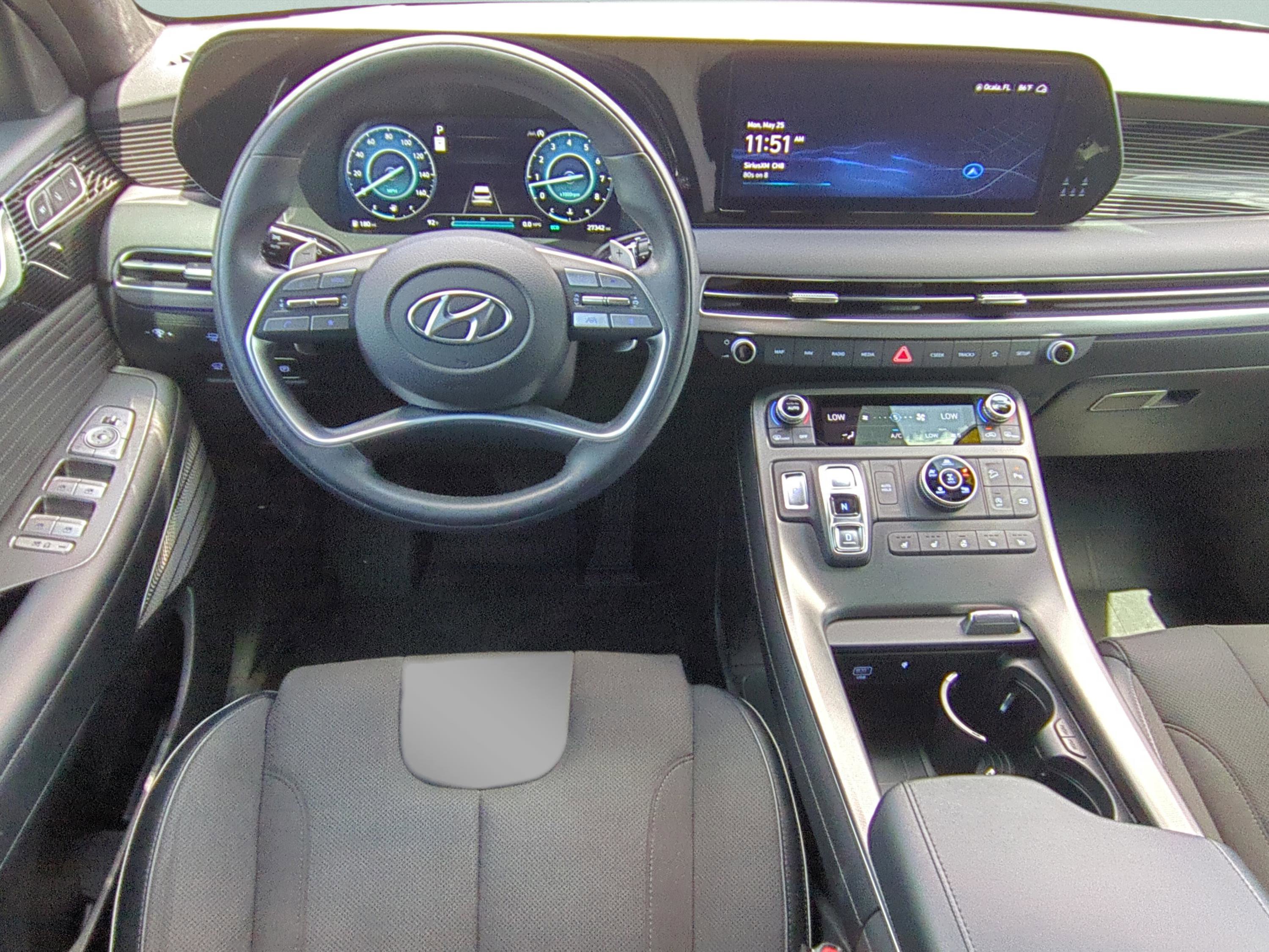 Used 2024 Hyundai Palisade Calligraphy AWD/4WD image 13