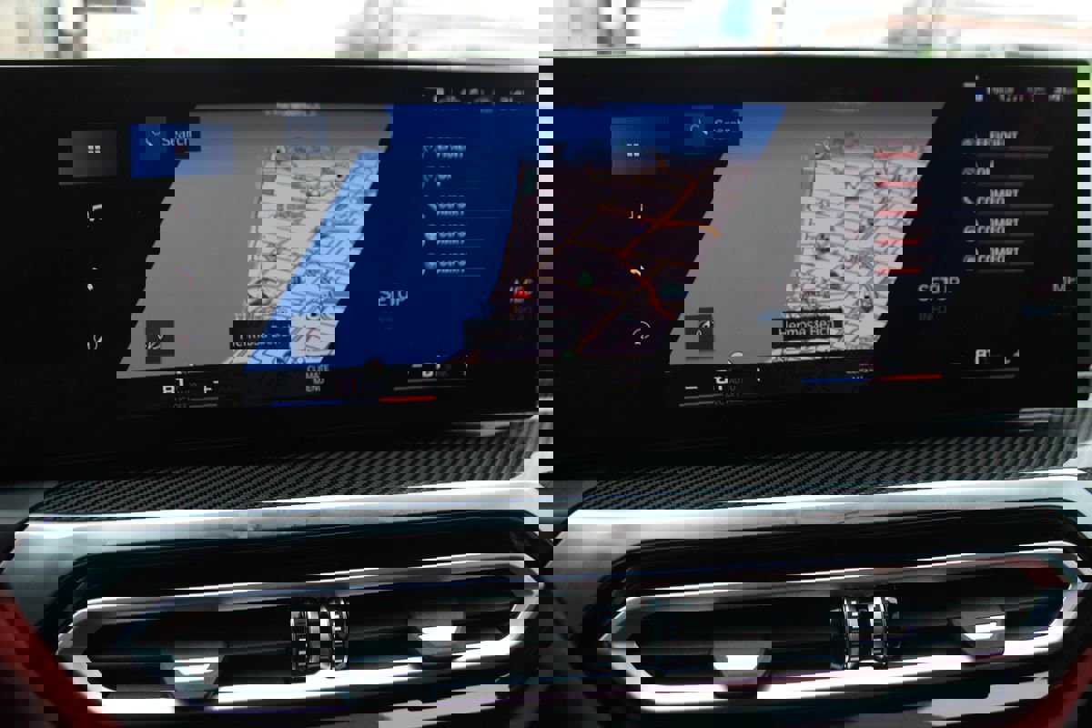 Used 2024 BMW M4 Coupe w/ Executive Package image 25