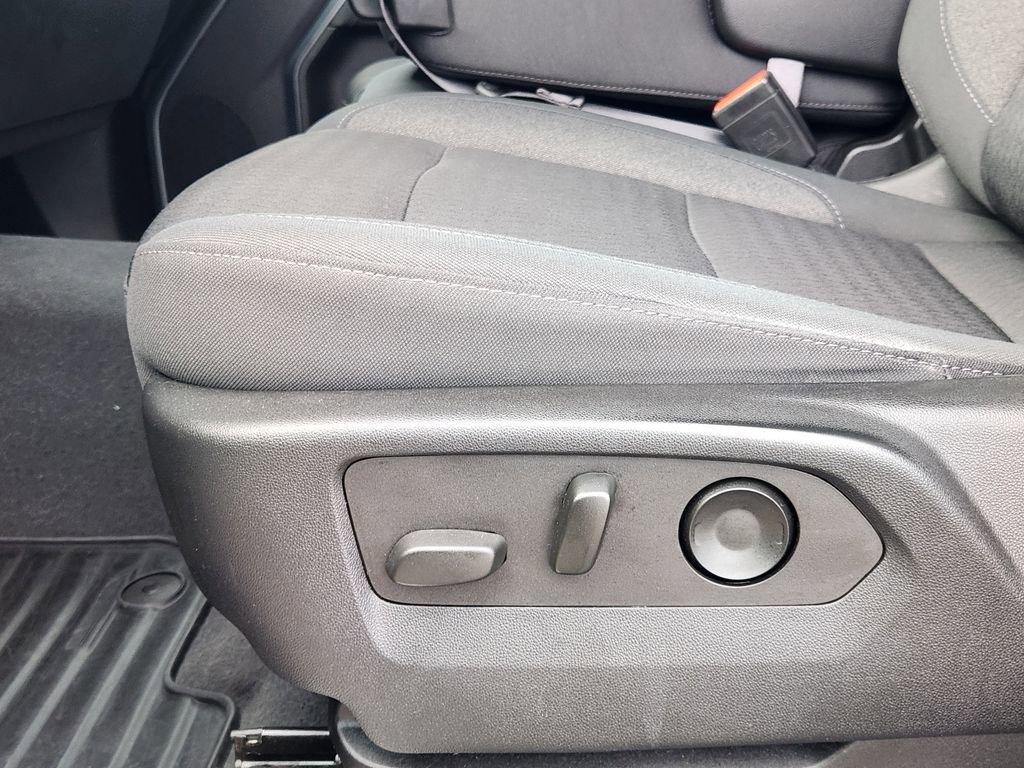 Used 2022 Chevrolet Silverado 1500 LT image 24