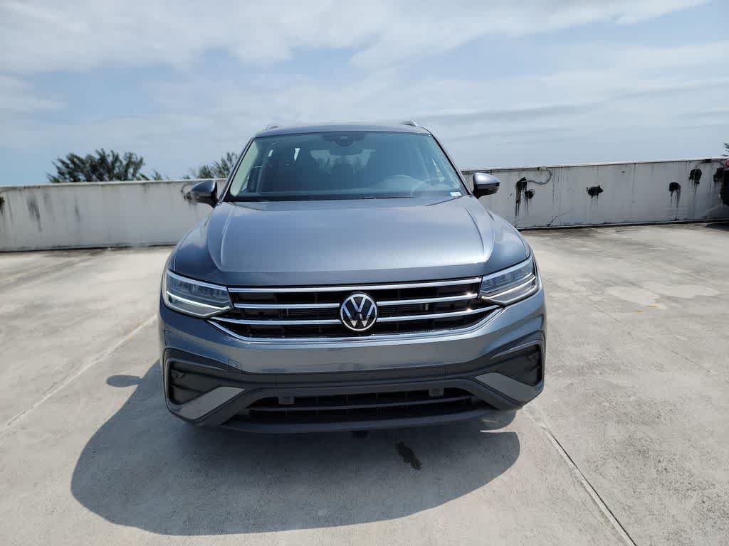 Used 2023 Volkswagen Tiguan SE FWD image 10