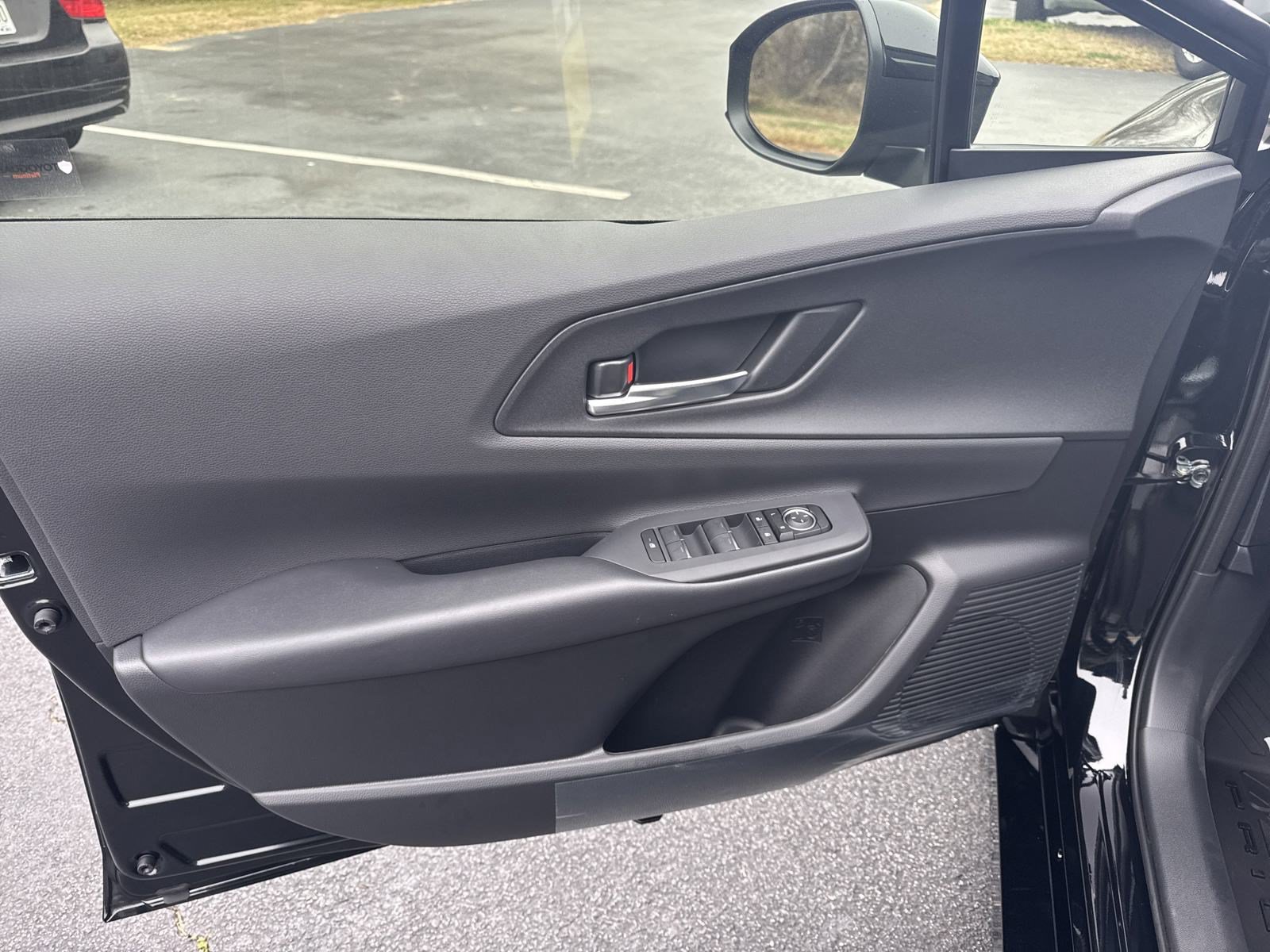 New 2024 Toyota Prius Prime FWD image 22