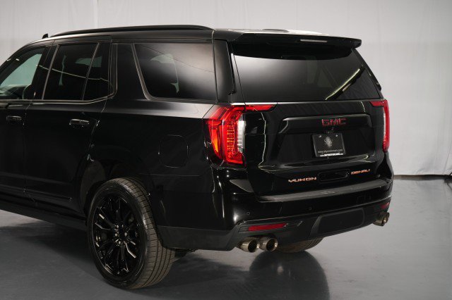 Used 2021 GMC Yukon Denali w/ Denali Premium Package AWD/4WD image 16