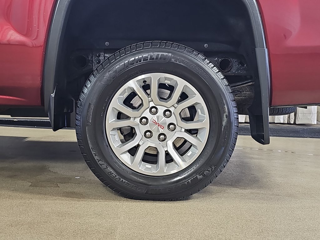 Used 2017 GMC Sierra 1500 SLE w/ SLE Value Package AWD/4WD image 37