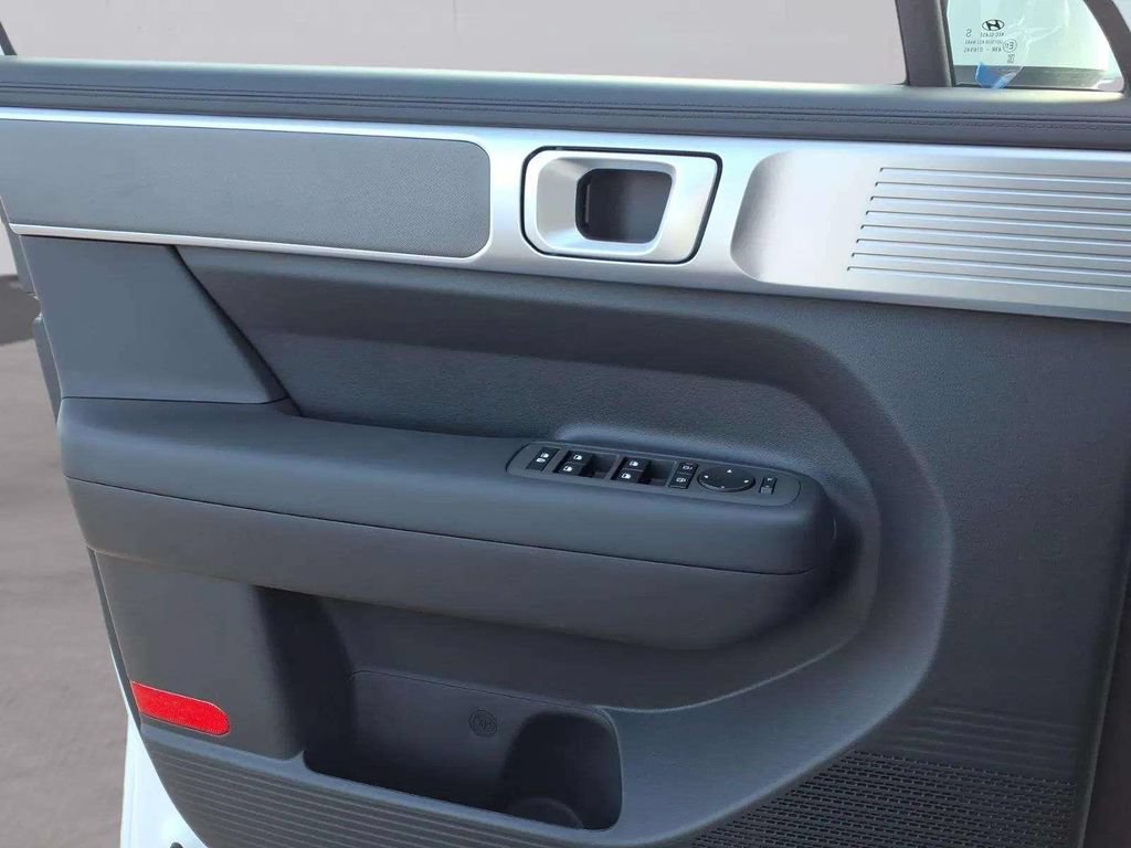 New 2026 Hyundai Santa Fe SE FWD image 13