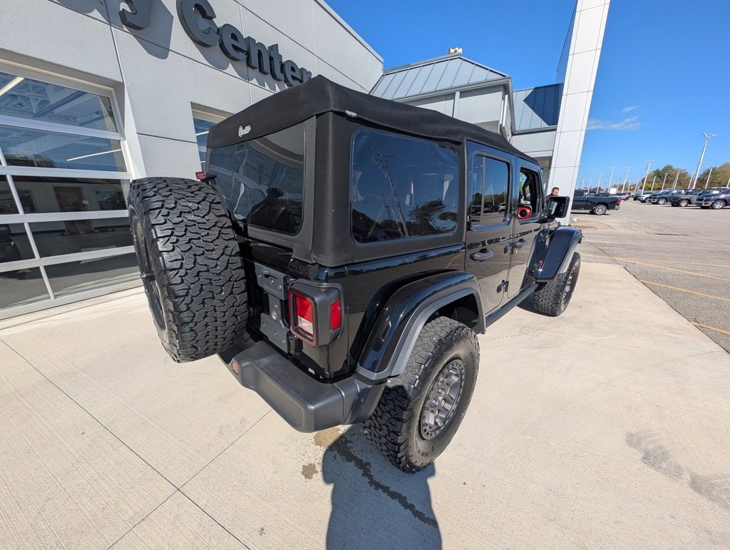 Used 2021 Jeep Wrangler Unlimited Rubicon w/ Xtreme Recon 35" Tire Package image 5