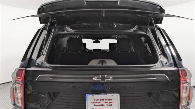 Used 2021 Chevrolet Suburban Z71 w/ Z71 Signature Package AWD/4WD image 19