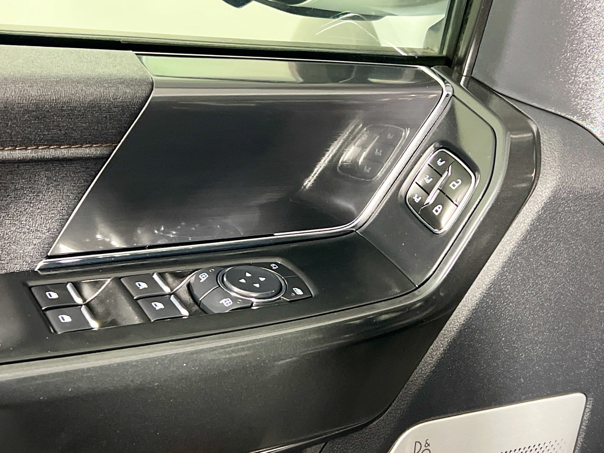 Used 2023 Ford F150 Raptor image 16